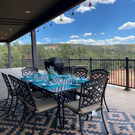 Close To Fresh Creek! Sleeps 12 ~ Amazing Views W/Serene Open Space ~ Hot Tub + Game Room ~ Trails Outside Σεντόνα Εξωτερικό φωτογραφία