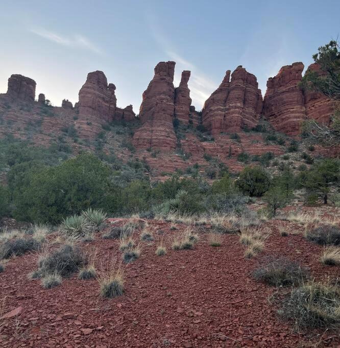 Close To Fresh Creek! Sleeps 12 ~ Amazing Views W/Serene Open Space ~ Hot Tub + Game Room ~ Trails Outside Σεντόνα Εξωτερικό φωτογραφία