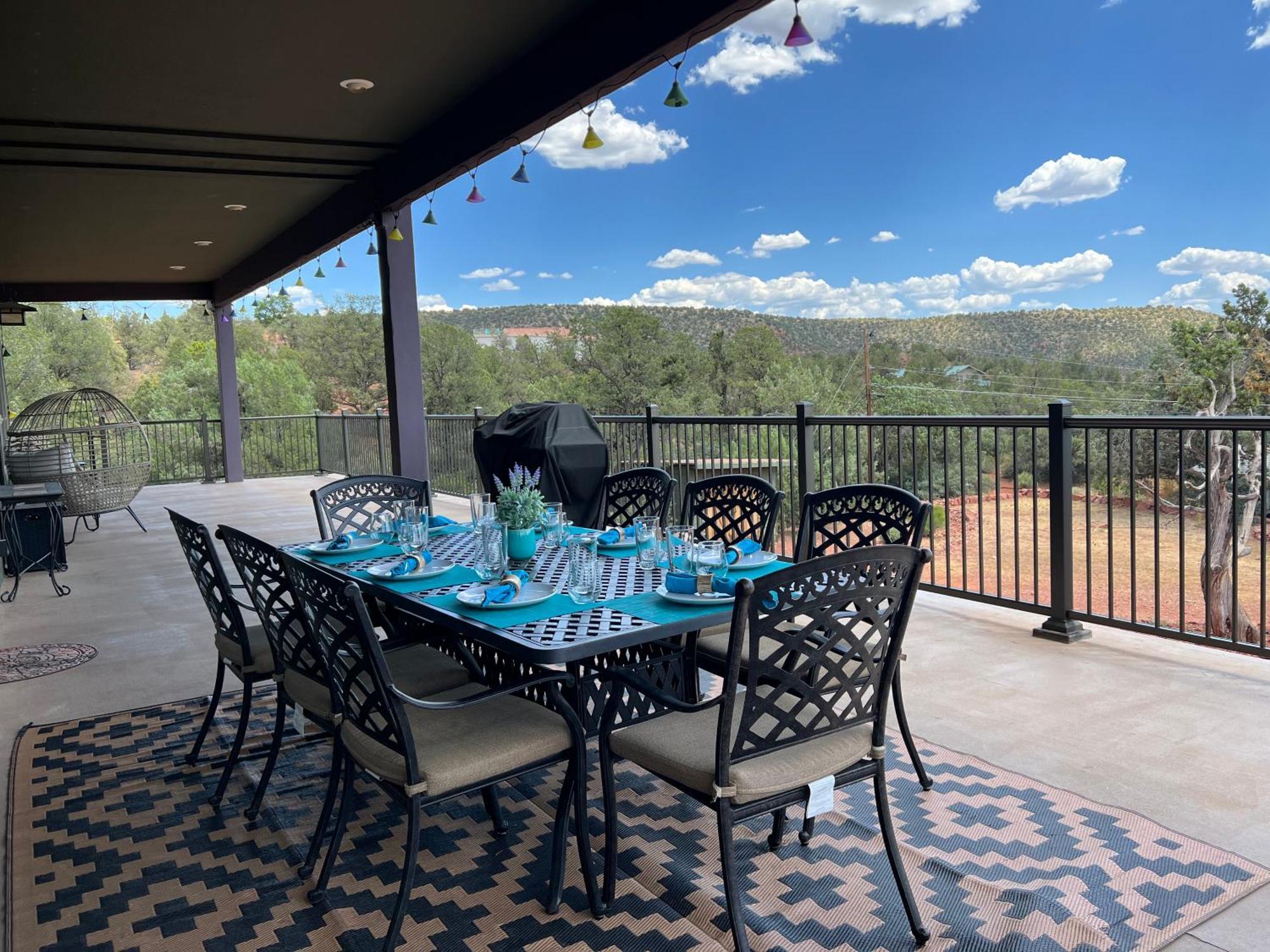 Close To Fresh Creek! Sleeps 12 ~ Amazing Views W/Serene Open Space ~ Hot Tub + Game Room ~ Trails Outside Σεντόνα Εξωτερικό φωτογραφία